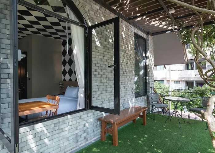Bangkok Oasis Hotel