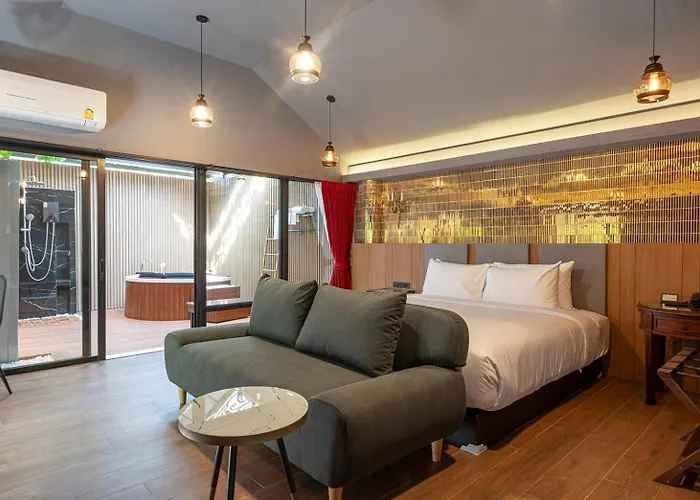 Bangkok Oasis Hotel